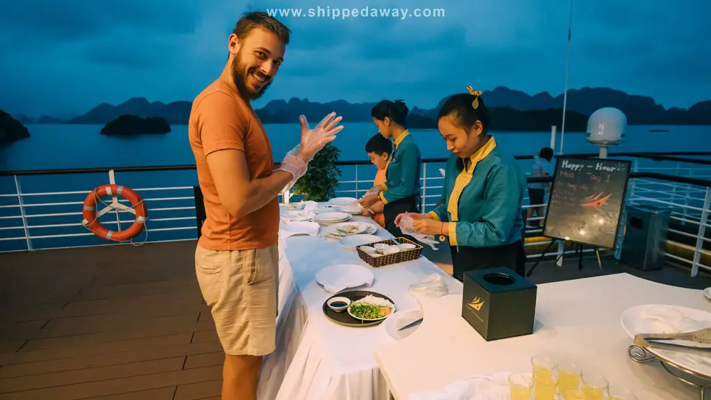 Cooking class at Capella cruise Lan Ha Bay in Ha Long