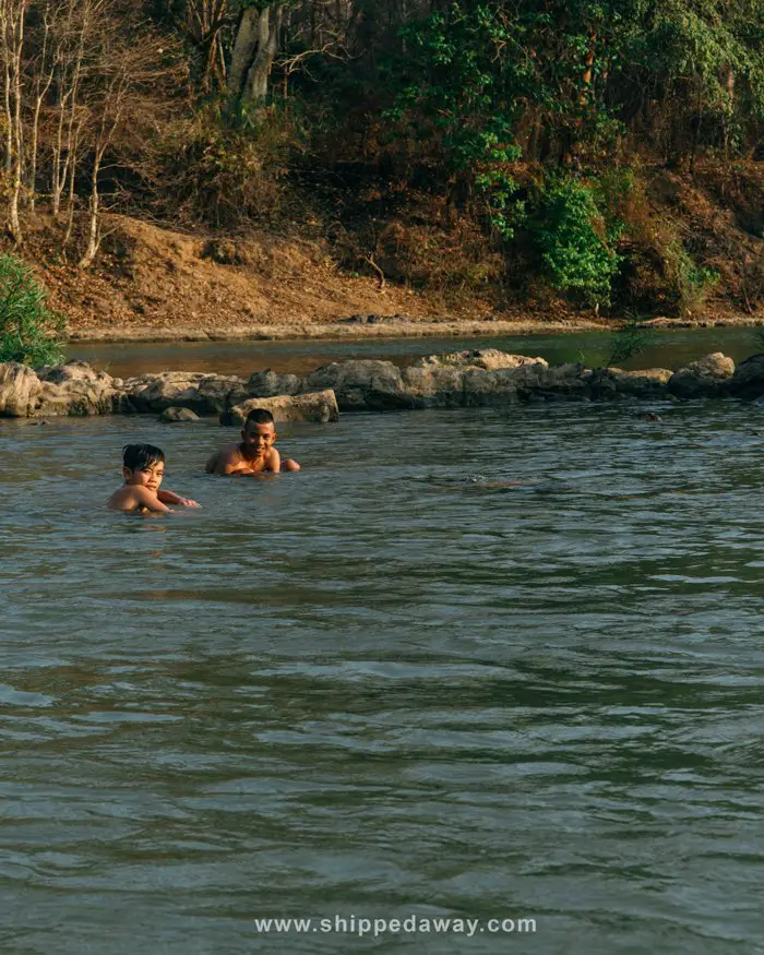 Children bathing in the Srepok river
