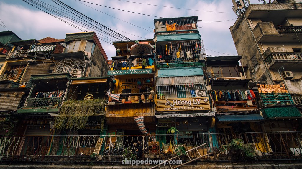 Unique architecture of houses on Hanoi's Train Street