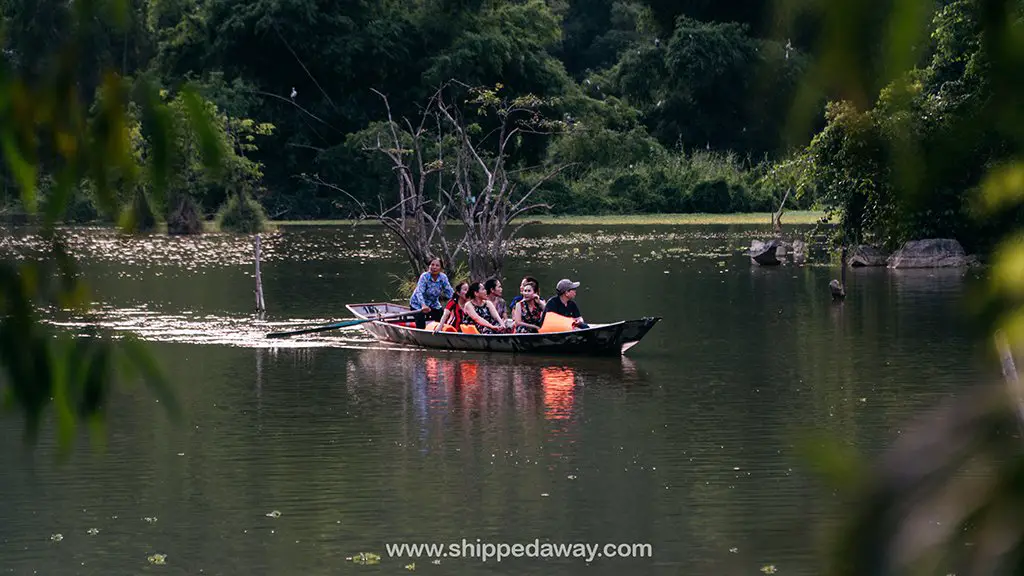 Boat ride in Thung Nam Bird Park, Ninh Binh