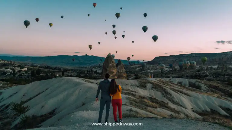 Arijana Tkalčec and Matej Špan watching hot air balloons for sunrise in Cappadocia