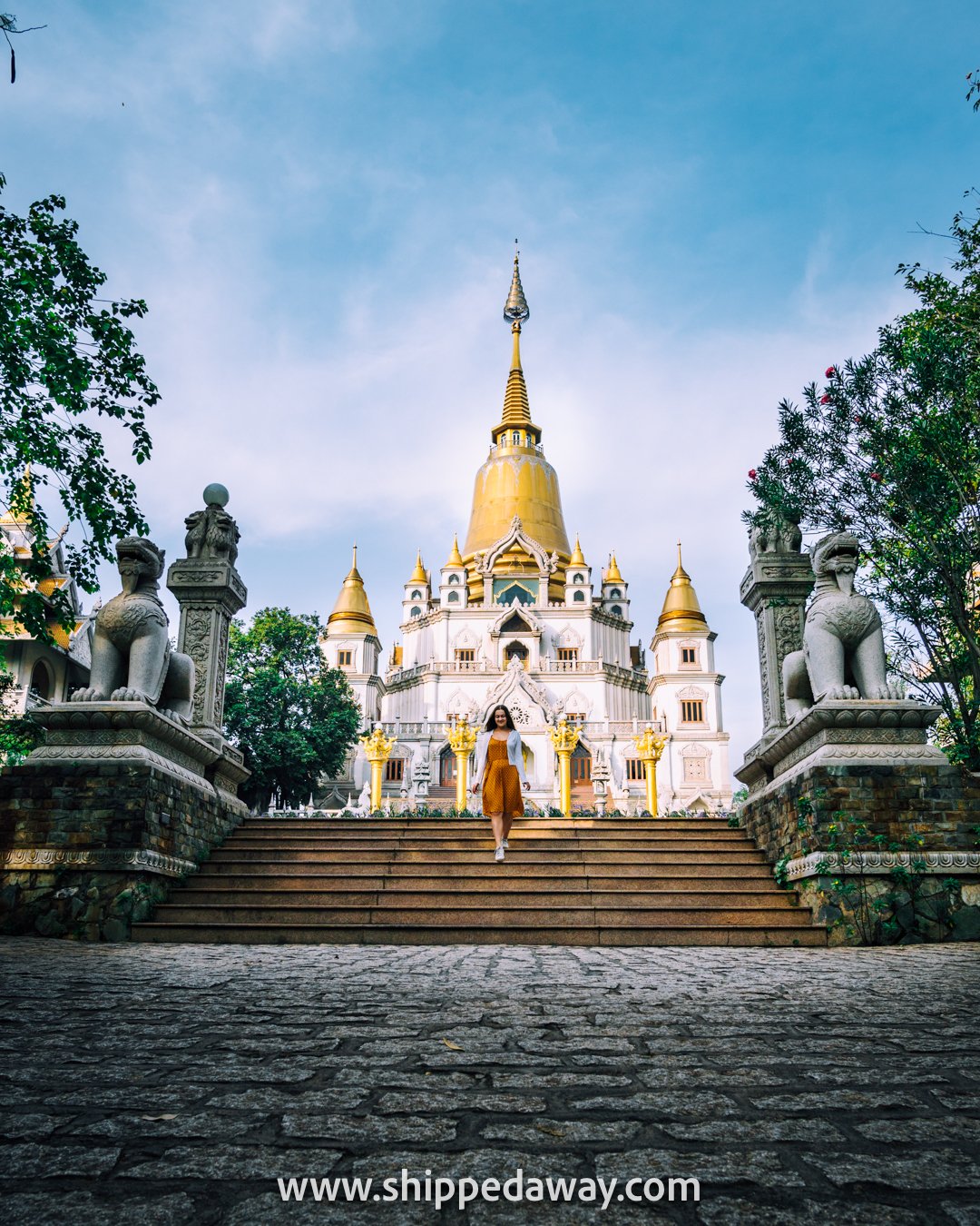 Visiting Buu Long Pagoda in Ho Chi Minh City in Vietnam