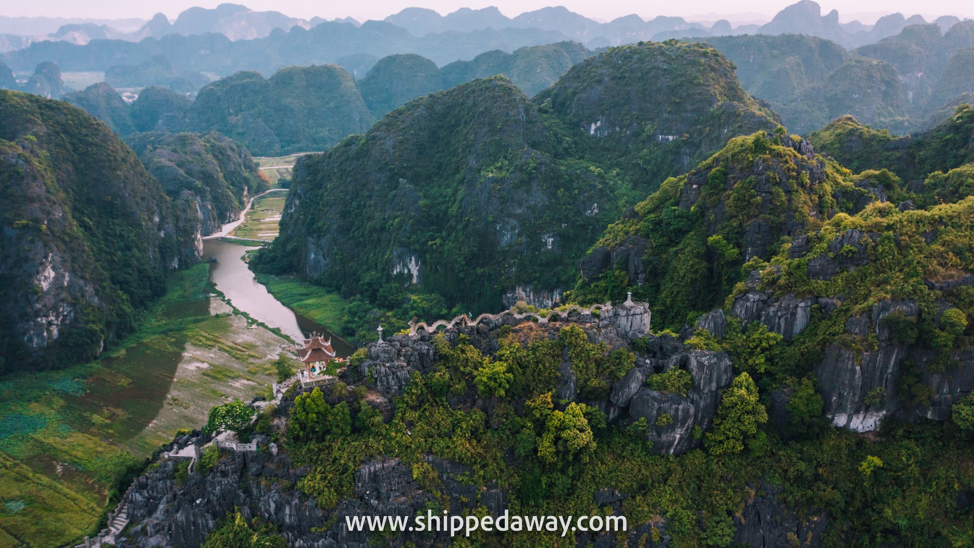 Mua Caves Viewpoint tour from Hanoi