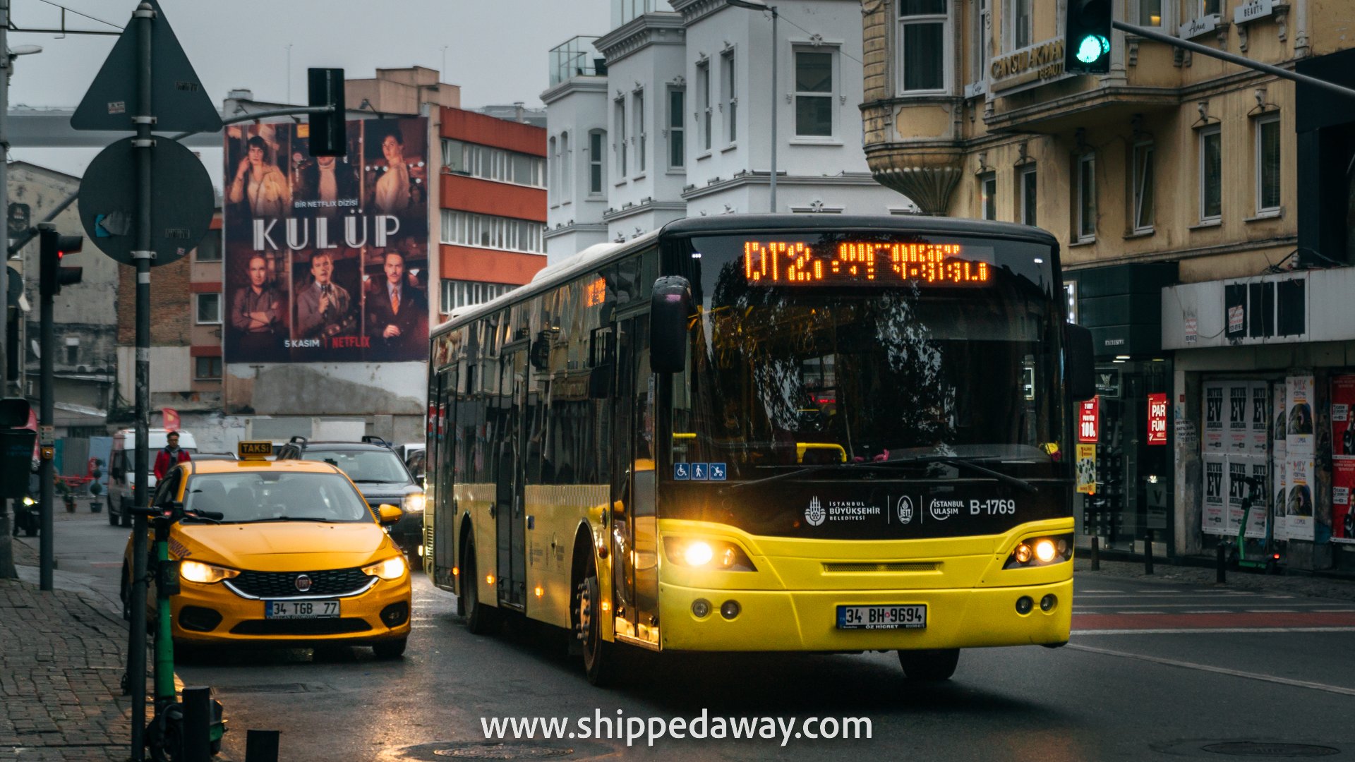Taxi and bus, Istanbul, Turkey