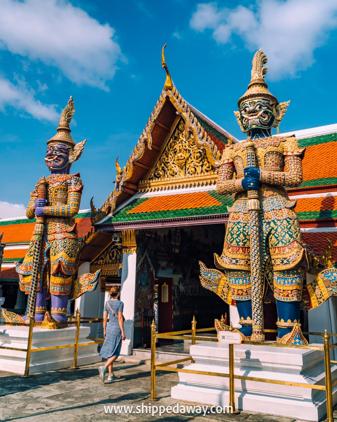 Entrance to a temple Grand Palace Bangkok Thailand, best temples in bangkok, bangkok temples dress code