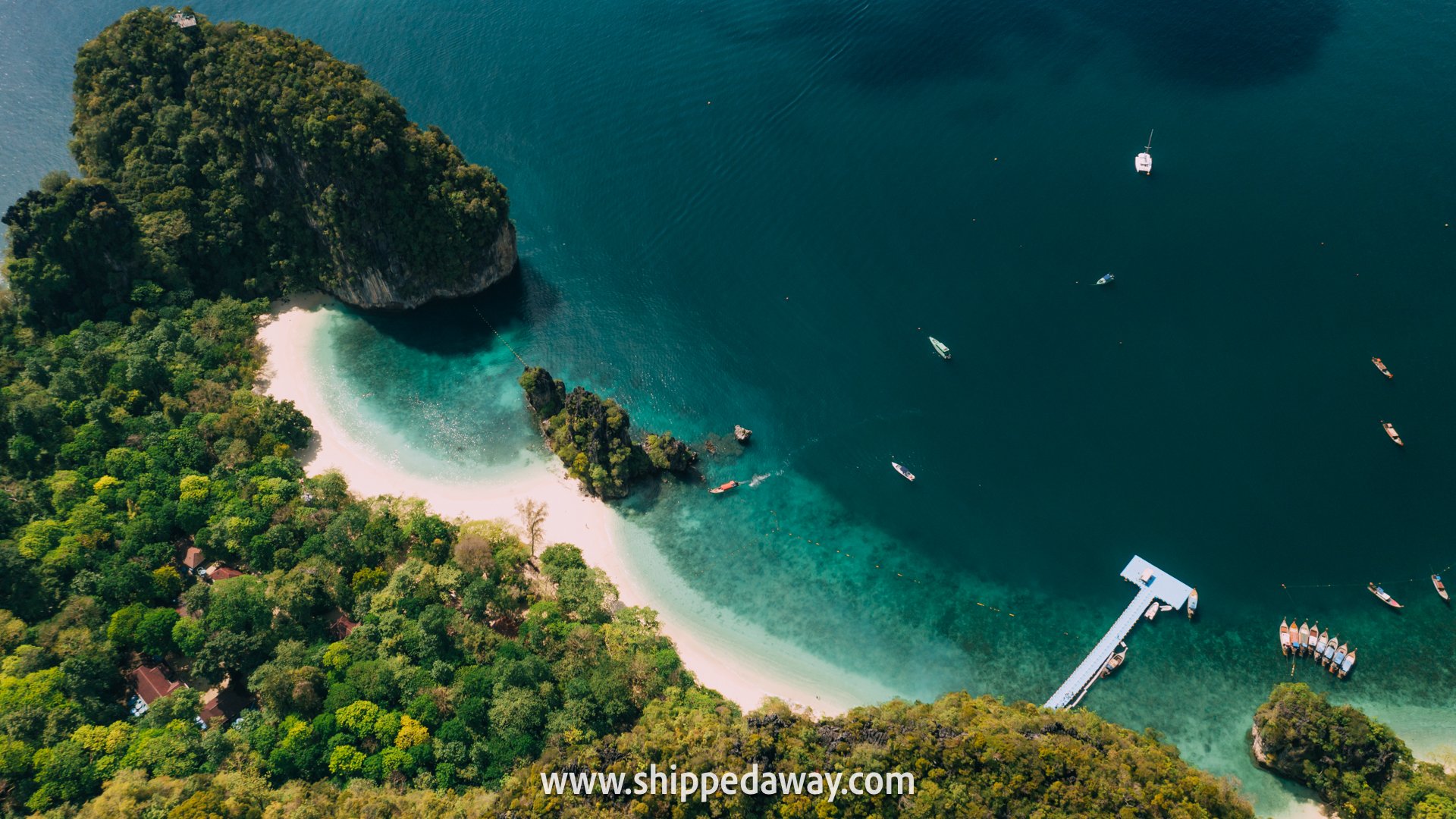Aerial photo of Hong Island and beach, Krabi