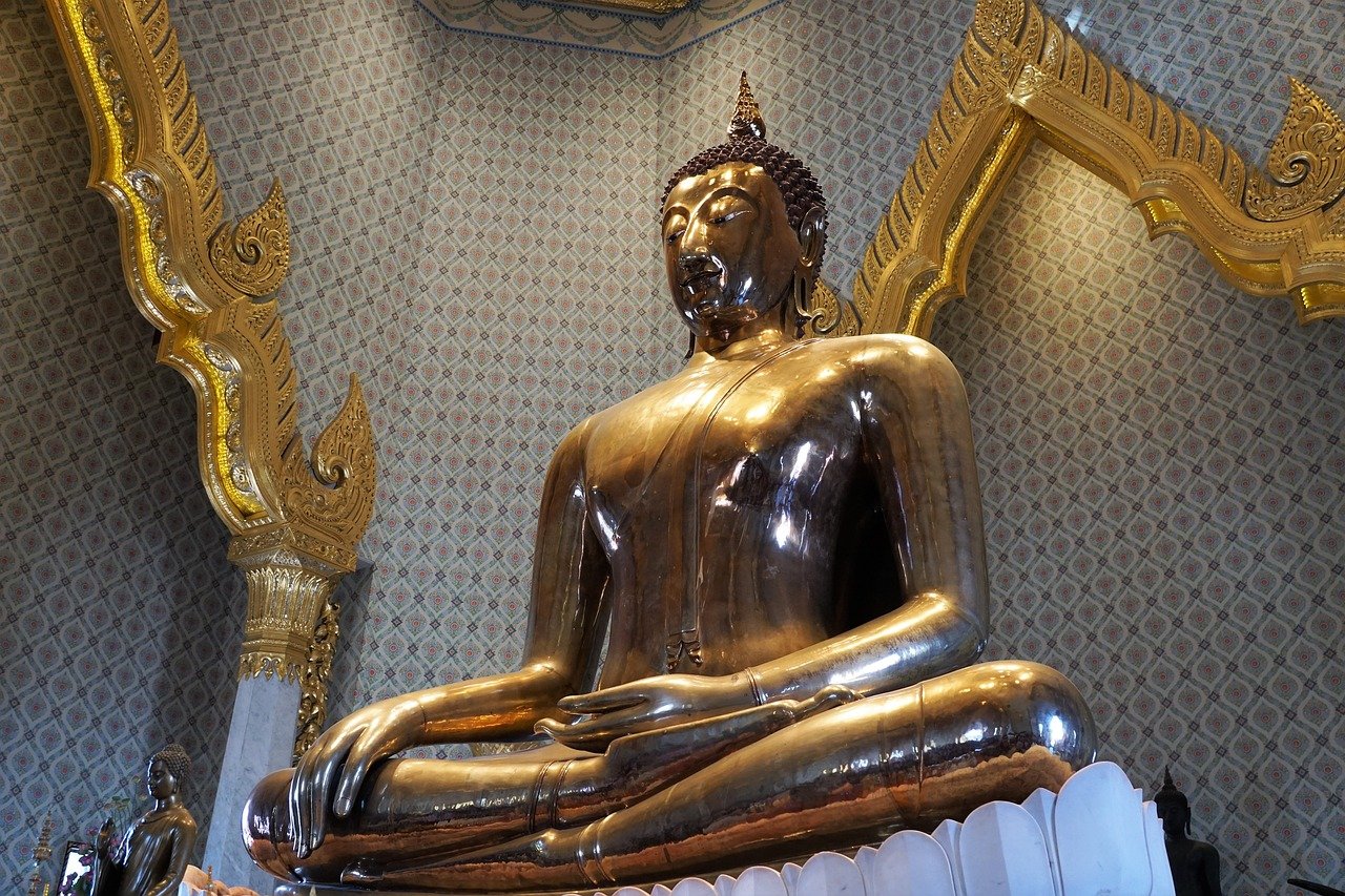 Wat Traimit Golden Buddha, Bangkok, top temples in bangkok, the biggest golden Buddha in the world