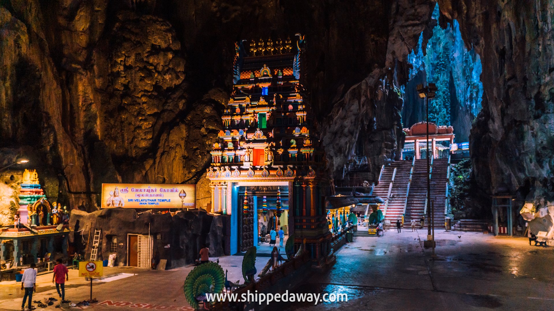 temple cave at batu caves, batu caves travel guide, batu caves kuala lumpur, things to see at batu caves
