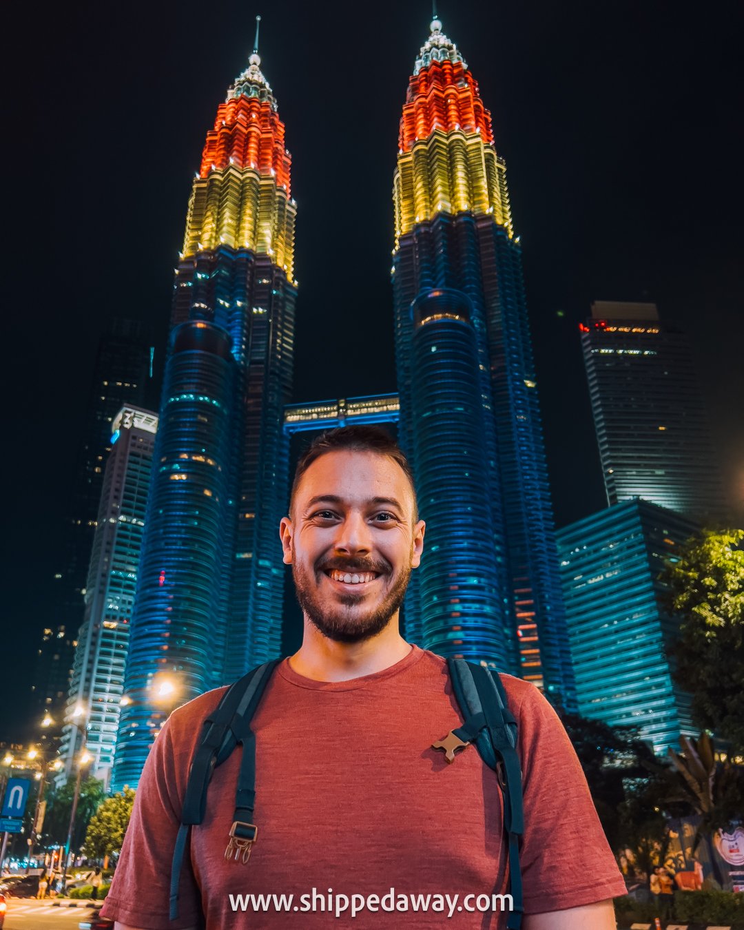 Kuala Lumpur Travel Guide - Petronas Twin Towers