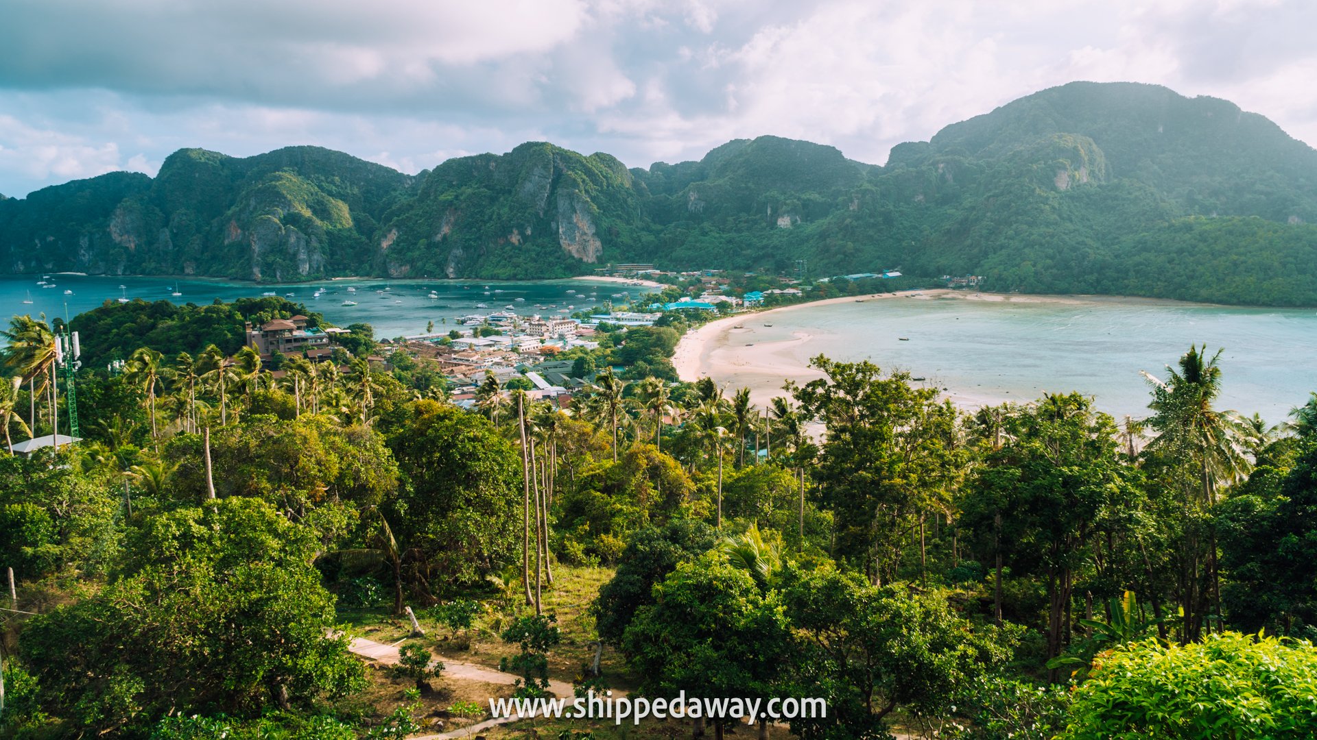 Visiting viewpoints in Phi Phi Don, the top thing to do on every visit to Phi Phi Islands