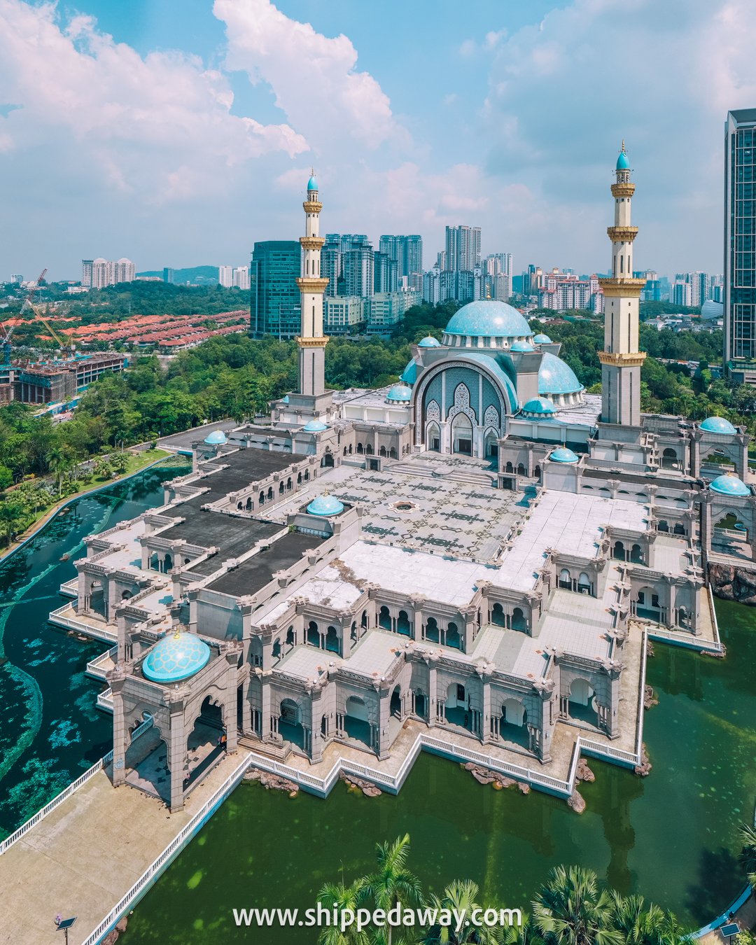 Best places to visit in Kuala Lumpur Malaysia Wilayah Mosque