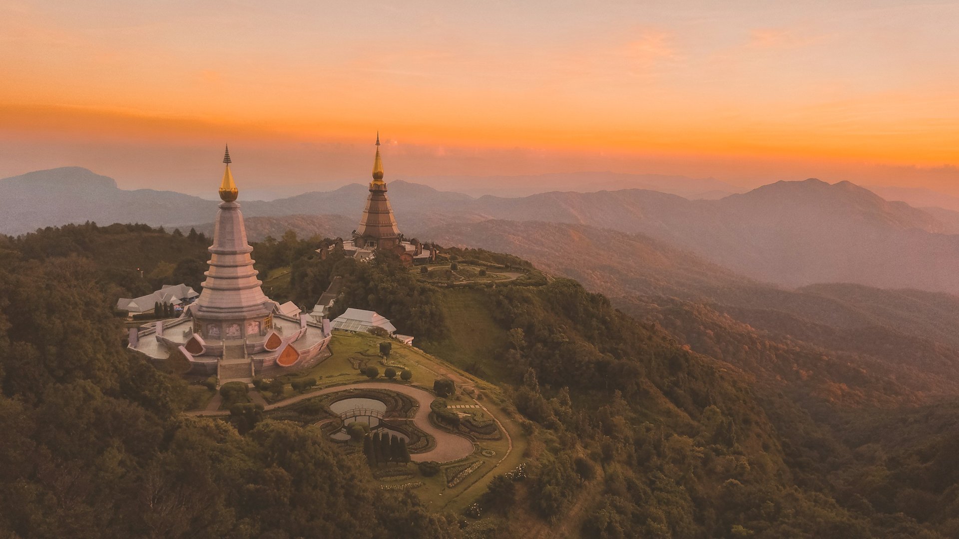 top things to do in Chiang Mai, Chiang Mai attractions - Doi Inthanon National Park - the roof of Thailand - country's highest peak