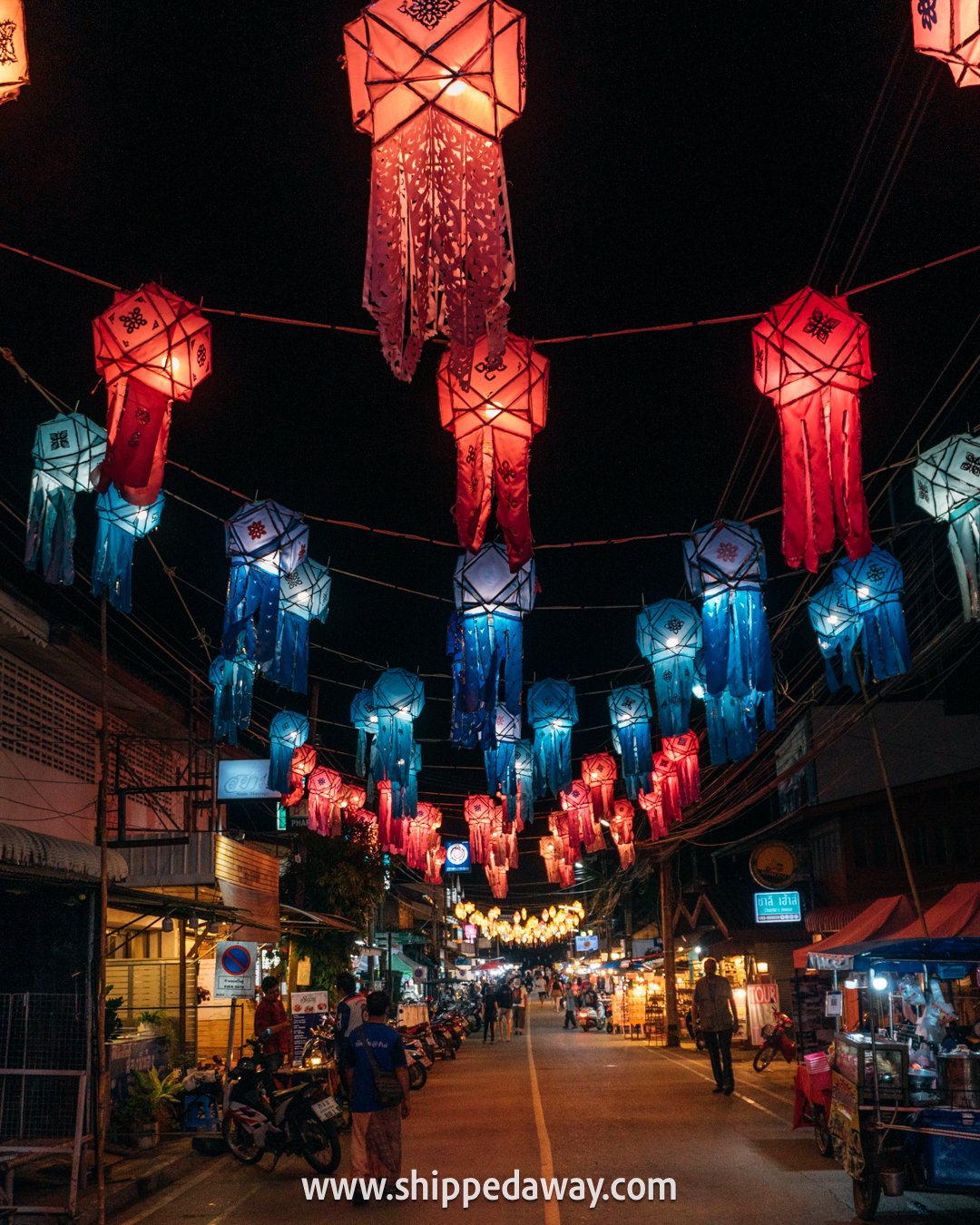 top things to do in Chiang Mai, Chiang Mai attractions - visiting Pai from Chiang Mai - Pai day trips - Pai night market