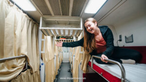 Sleeper train Bangkok to Chiang Mai - is the sleeper train to Chiang Mai worth it - things to know before booking the Bangkok to Chiang Mai sleeper train