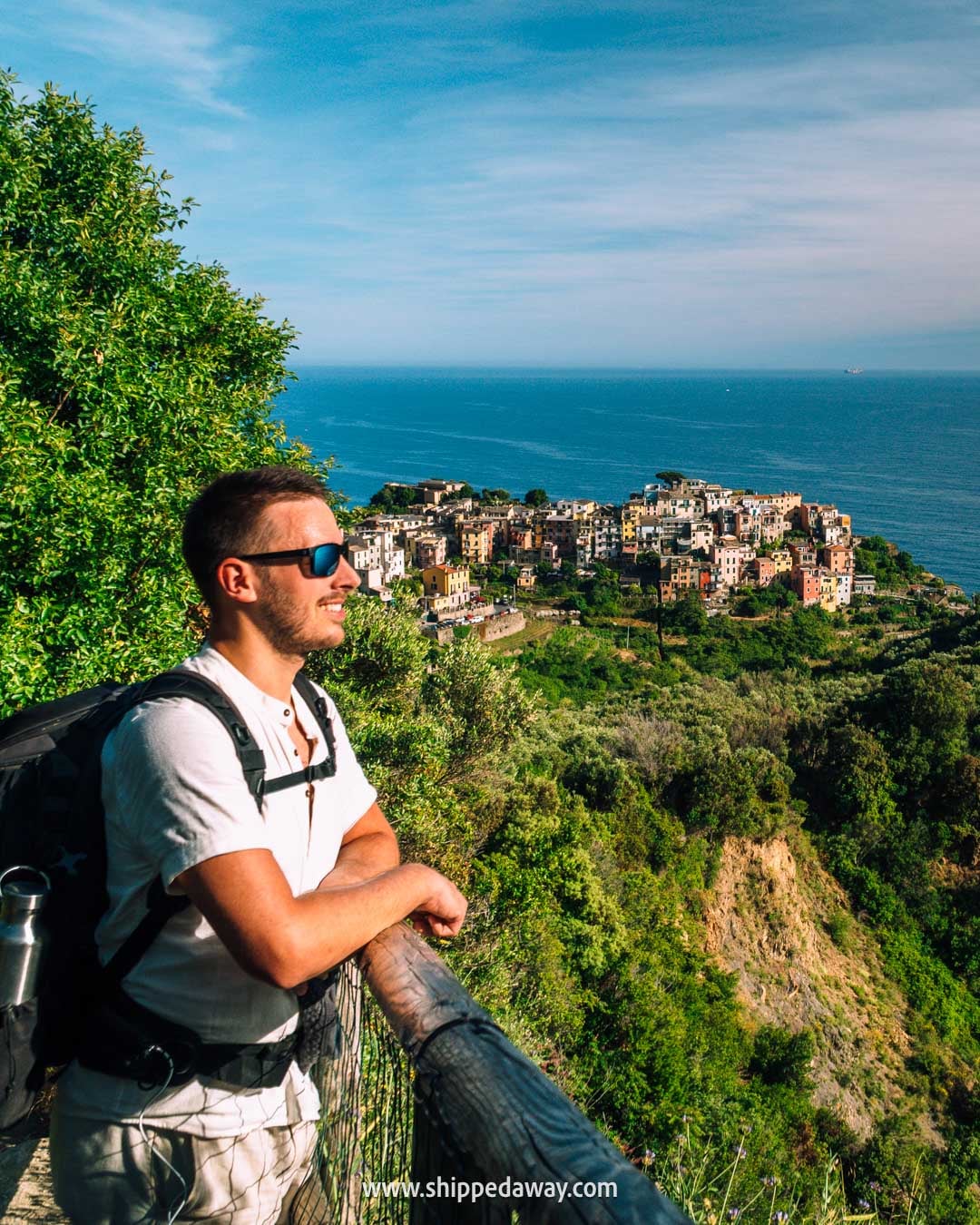 Cinque Terre things to do, guide to Cinque Terre, hiking in Cinque Terre, Corniglia viewpoint