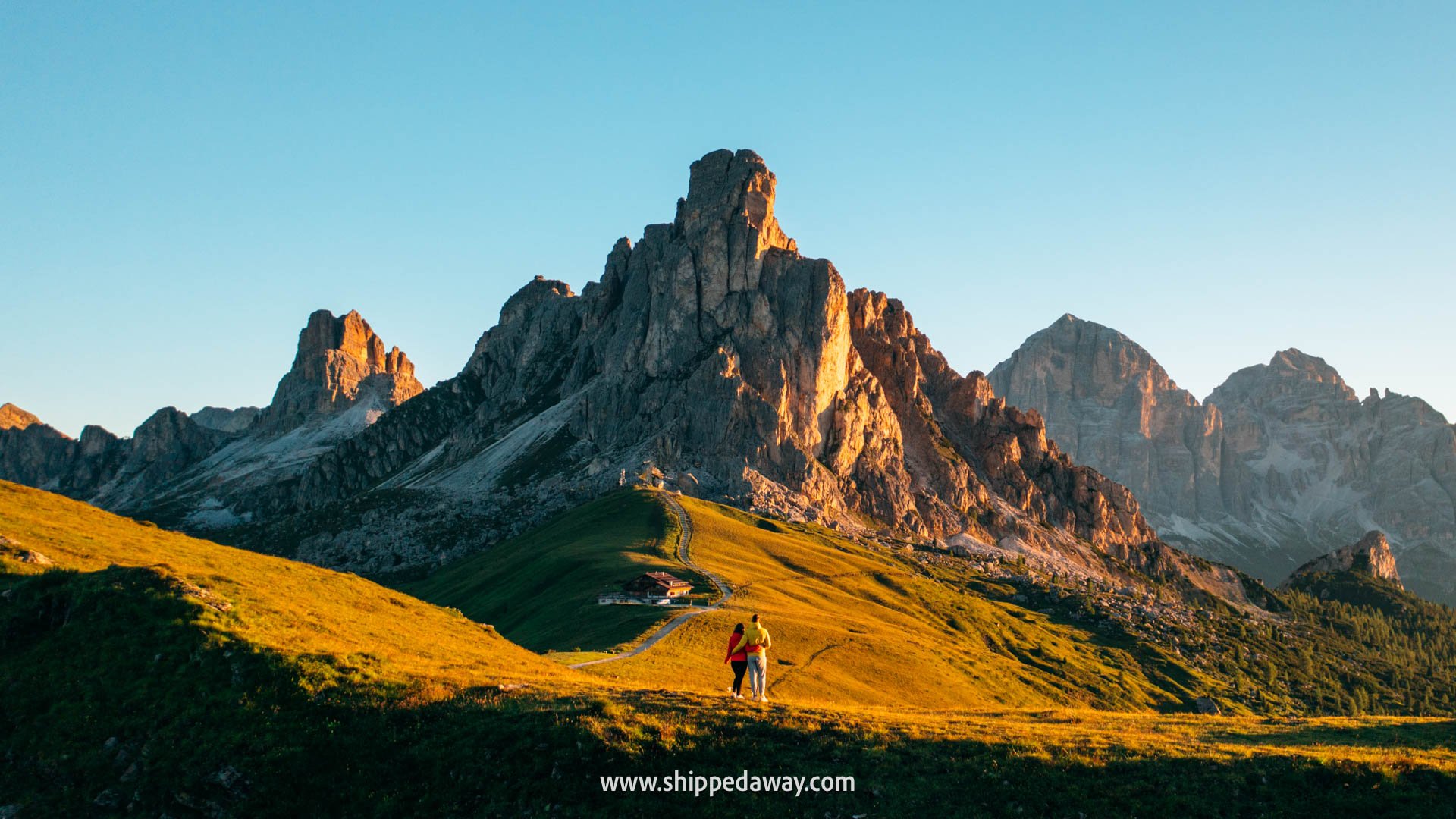 Sim Local Review - review of Sim Local eSIM - is Sim Local a good eSIM provider - Passo Giau, Dolomites