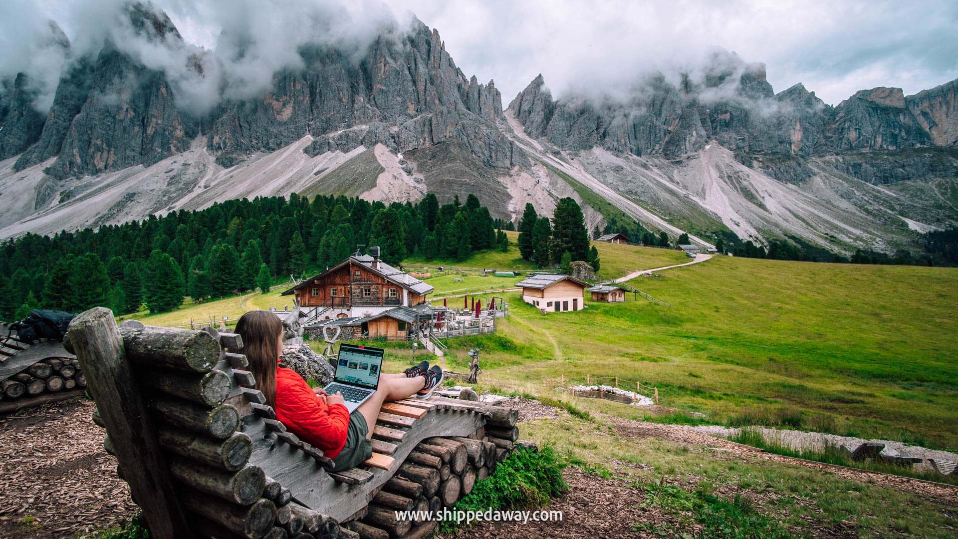 Sim Local Review - review of Sim Local eSIM - is Sim Local a good eSIM provider - hotspotting data to the laptop in the Dolomites