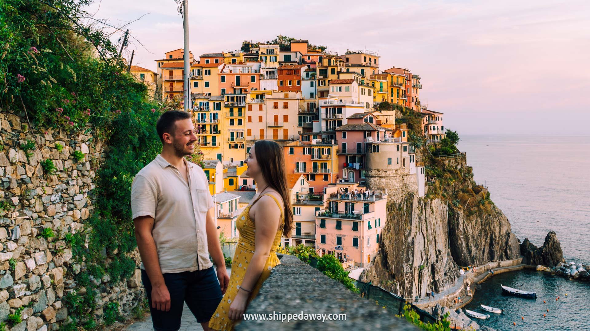 sunset in Manarola - Cinque Terre Card - Cinque Terre Train Card - Cinque Terre Trekking Card