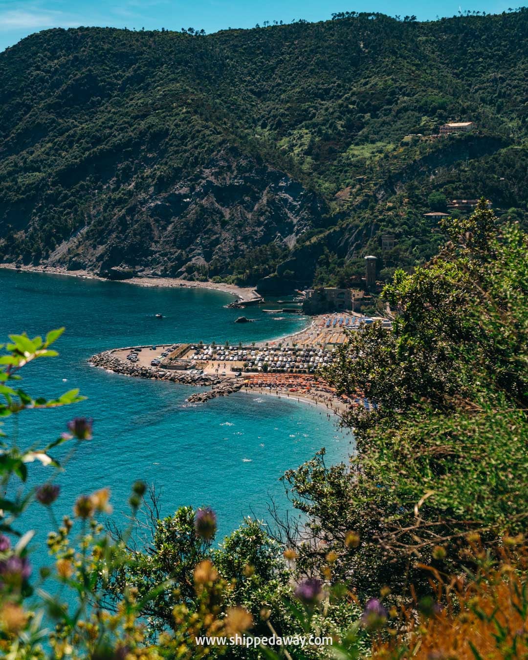 Cinque Terre by car? Honest review & where to park - Levanto Fegina parking lot at the beach