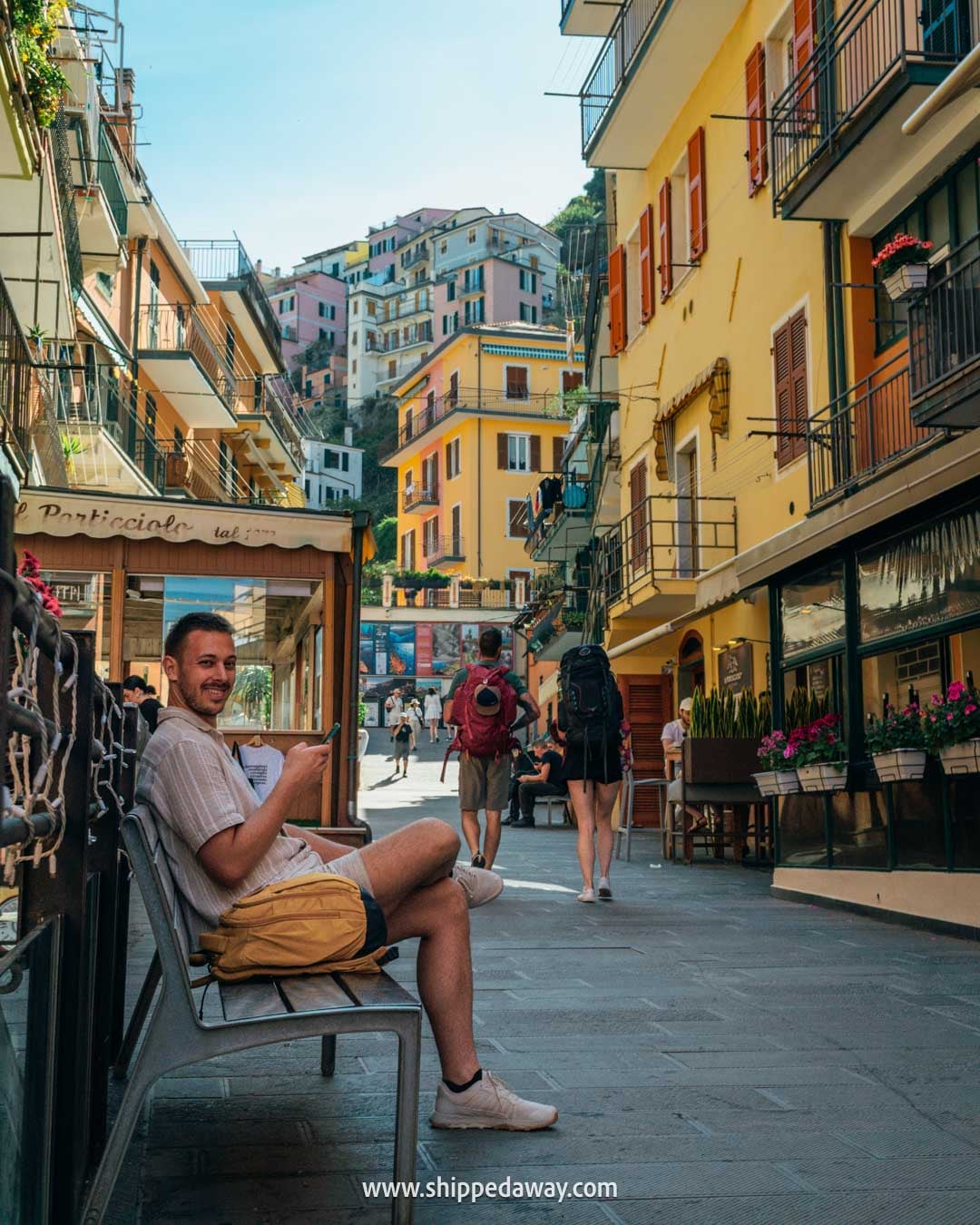 Manarola Street Viewpoint - best photo spots in Cinque Terre - top Cinque Terre viewpoints - best views in Manarola
