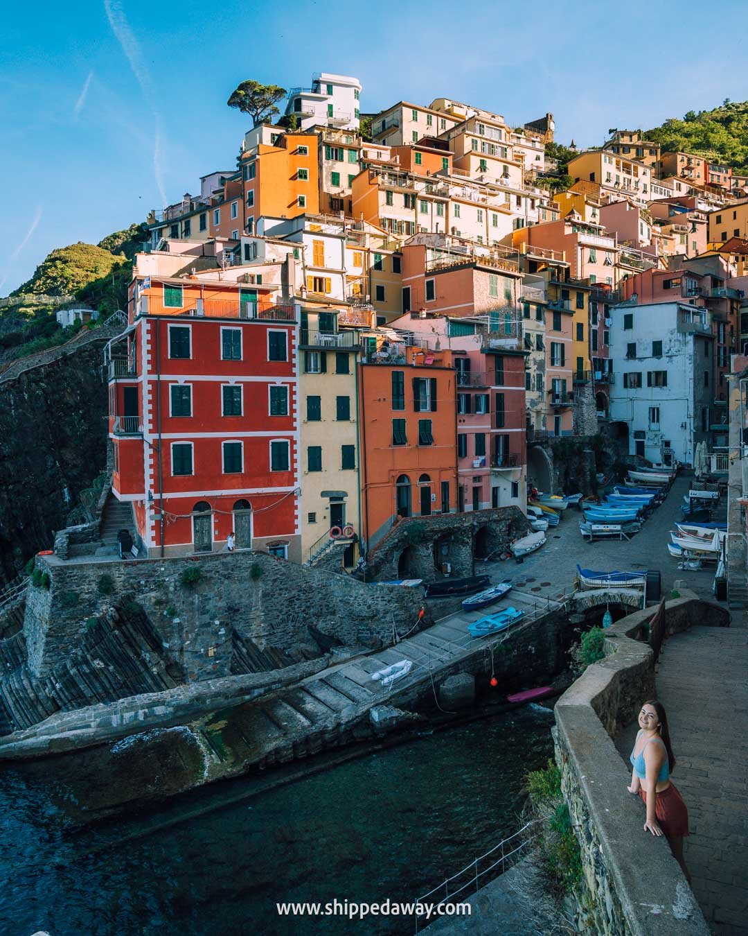 Riomaggiore Panoramic Viewpoint - best photo locations in Cinque Terre - top Cinque Terre viewpoints - best views in Riomaggiore