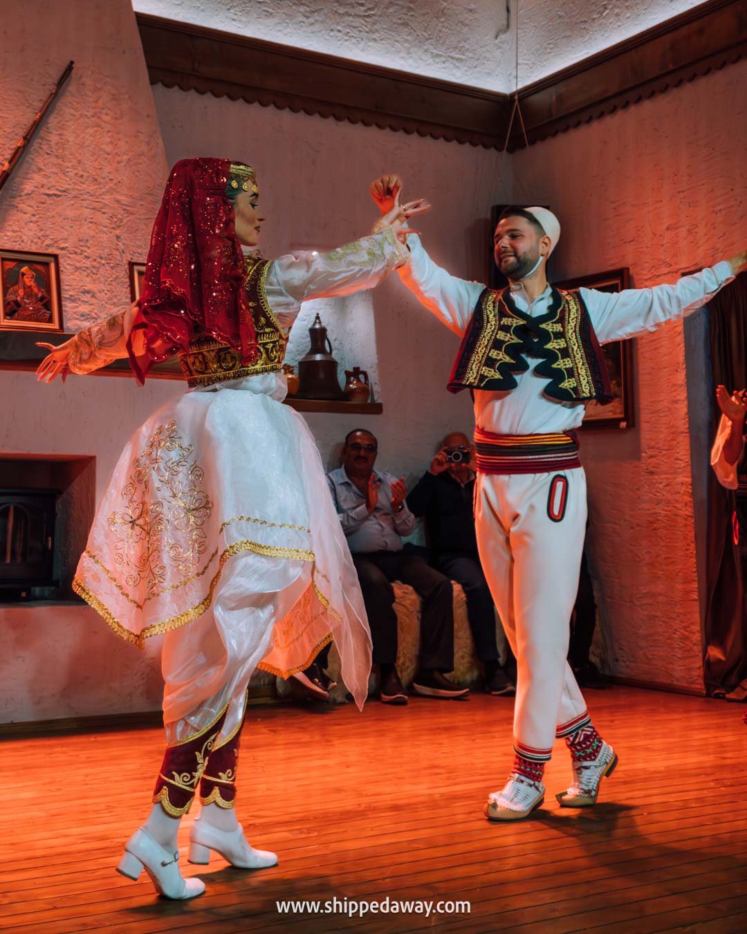 Albanian Night - cultural show in Tirana