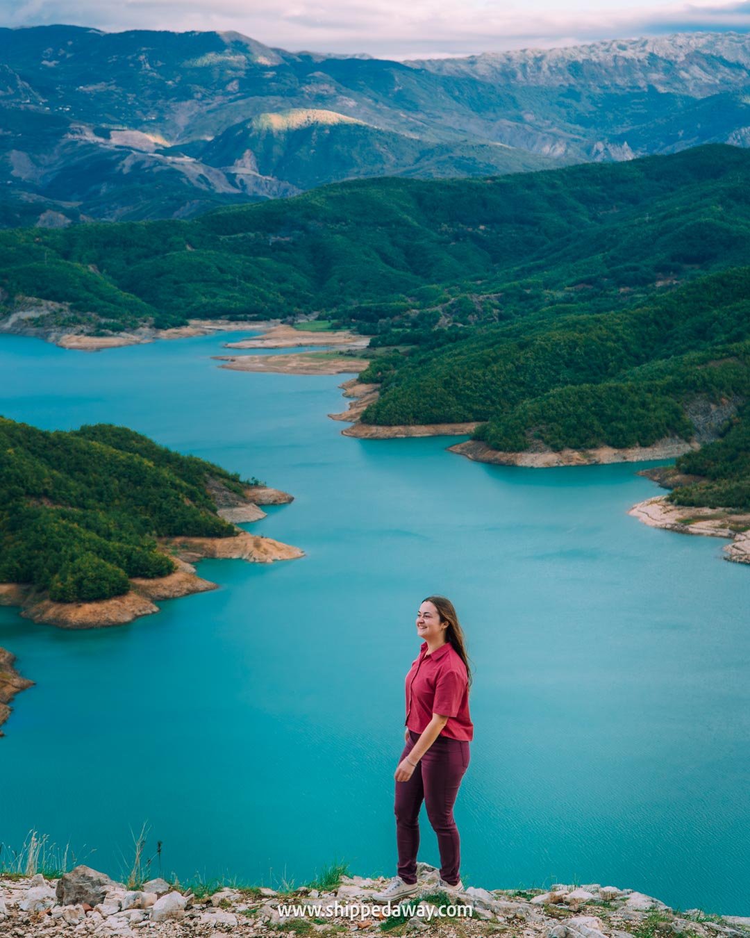 How to visit Bovilla Lake in Albania - viewpoint above the lake