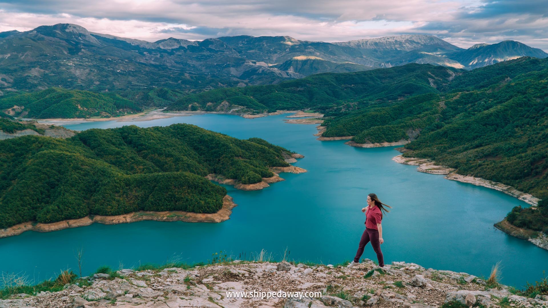 How to visit Bovilla Lake in Albania - viewpoint above the lake