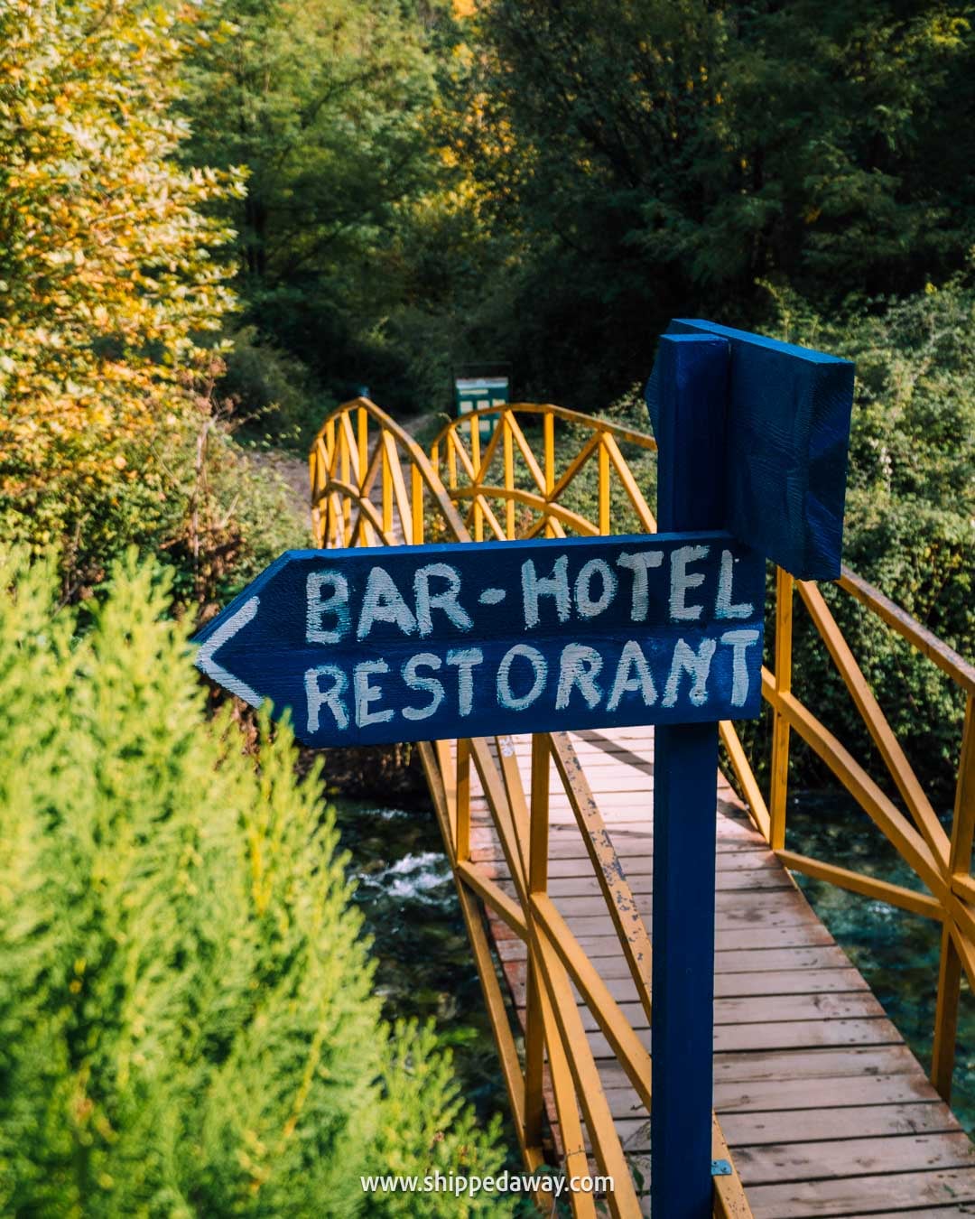 How to visit the Blue Eye of Albania - review of our visit to Albania's Blue Eye near Sarande - facilities