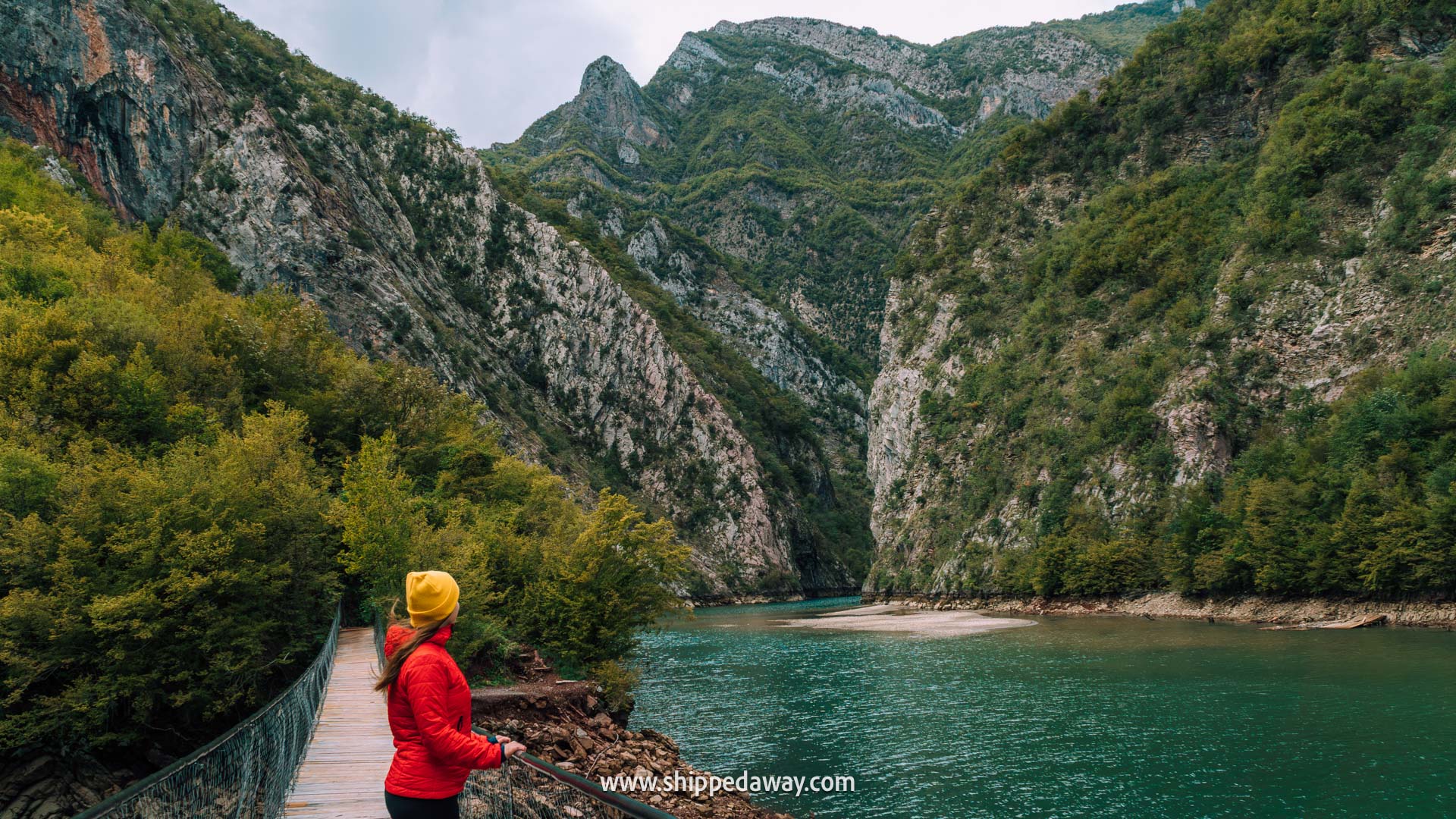 Riverside Komani Review - Our experience staying at Riverside Komani - walking across the bridge