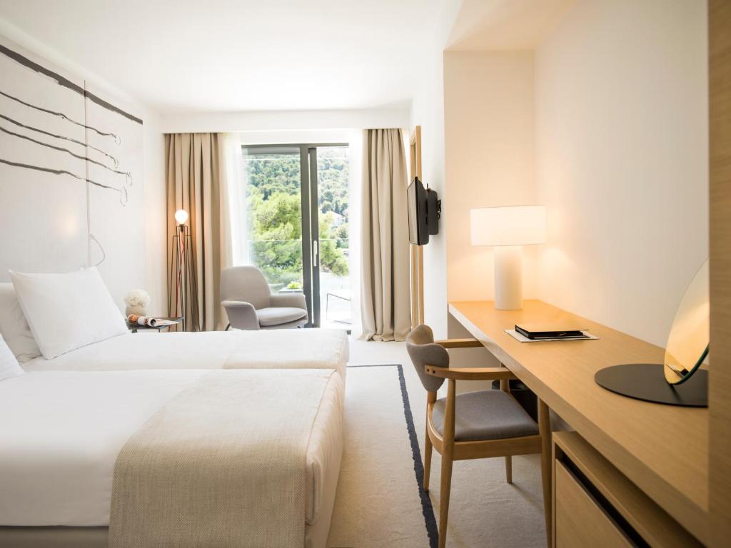 Best hotel in Dubrovnik's Lapad Peninsula - Hotel Kompas - Recommended stay in Lapad, Dubrovnik
