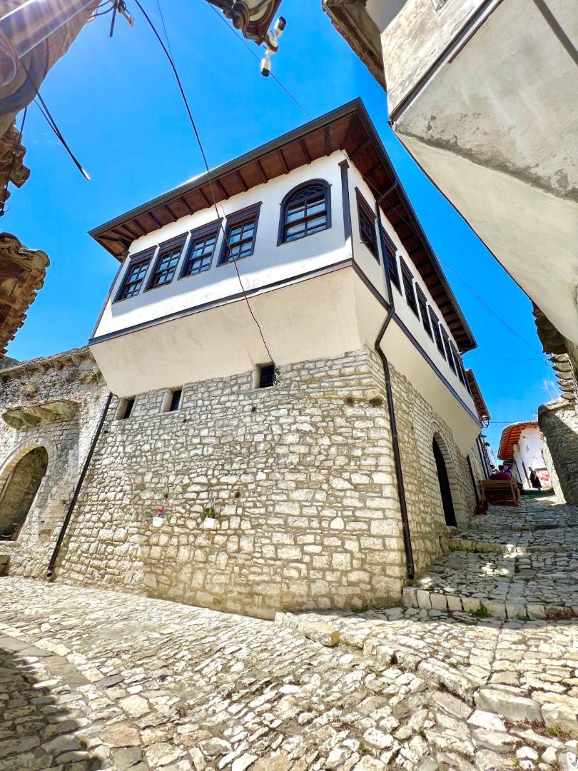What to see in Berat Castle - how to visit Berat Castle - historic hotel