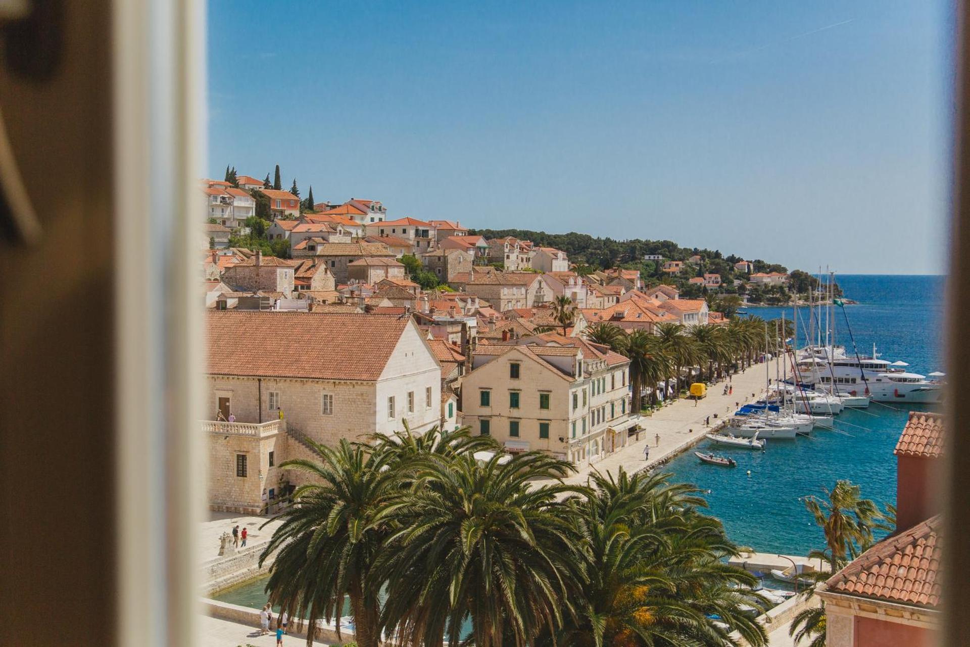 best Hvar town hotels - our favorite hotels to stay in Hvar town - Heritage Hotel Park