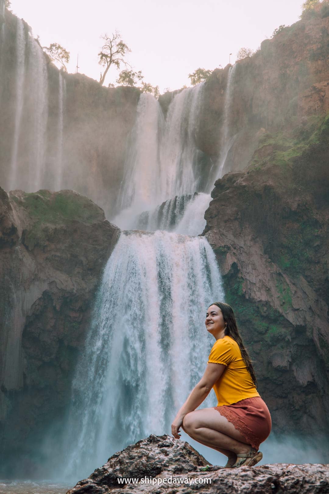 Guide to Ouzoud Waterfalls with tips from our two-night visit - photospot at the rocks under the waterfalls