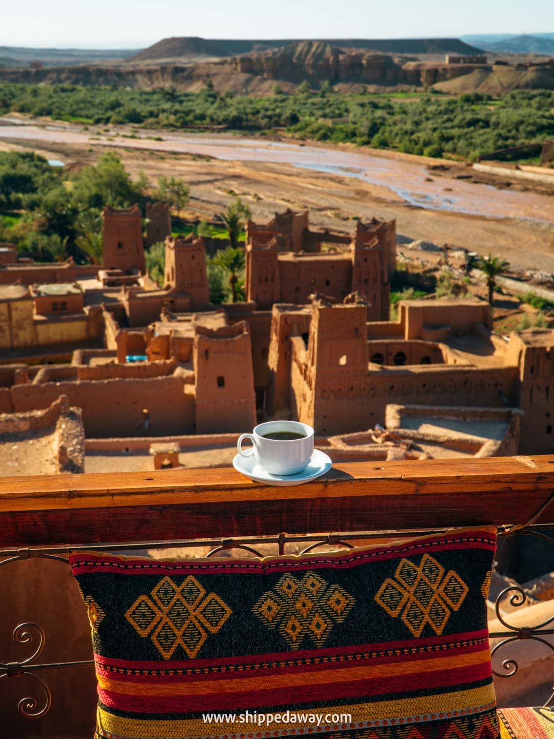 Ait Benhaddou Travel Guide - How to visit Ait Benhaddou - panoramic views from a cafe