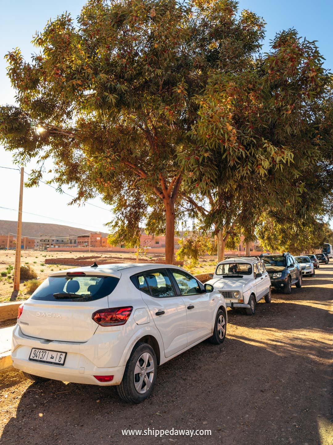 Ait Benhaddou Travel Guide - How to visit Ait Benhaddou - car parking