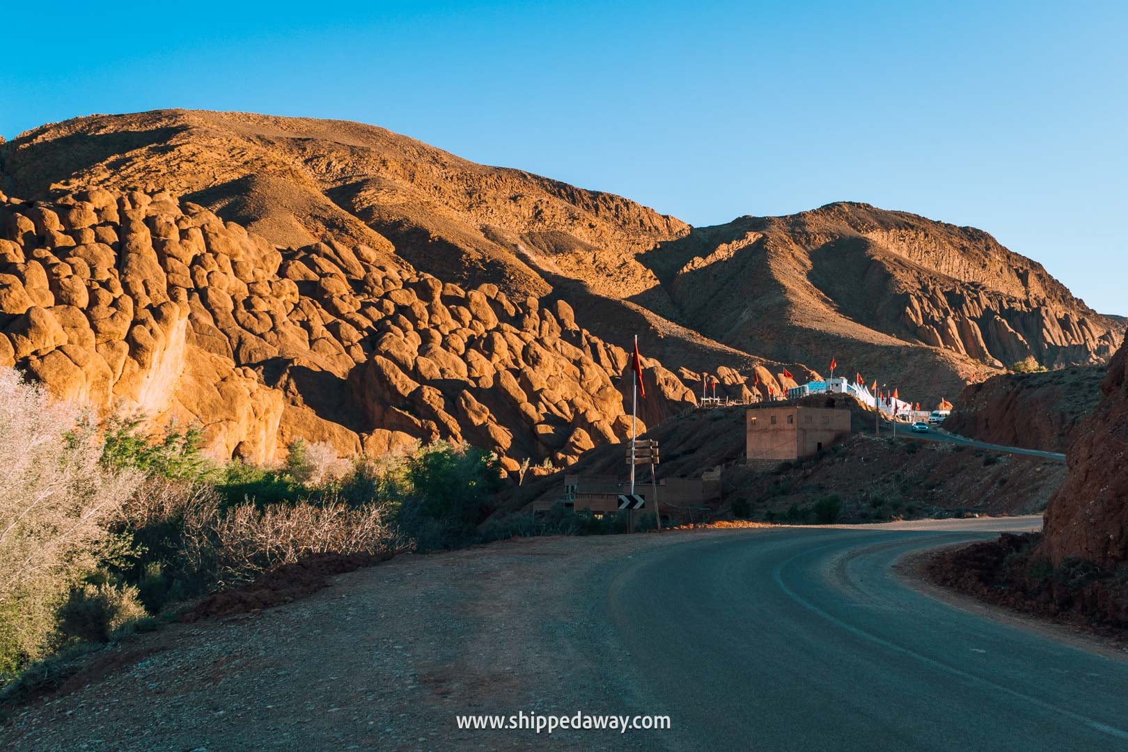 How to visit Dades Gorge, Morocco - road past Monkey Fingers rock formations