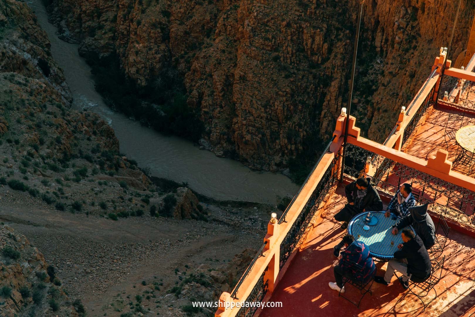 How to visit Dades Gorge, Morocco - Hairpin Road viewpoint cafe