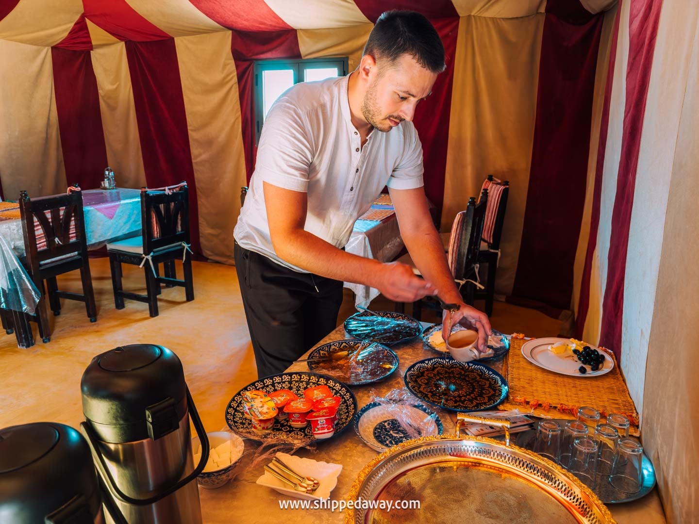 Our experience in a desert camp in Merzouga, Morocco - Moroccan breakfast