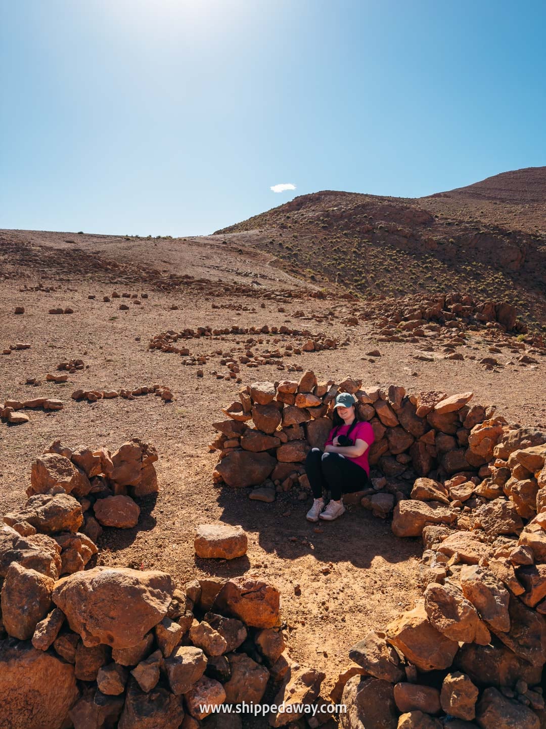 how to visit Todra Gorge and what to see there - no shade on the Todra Gorge loop