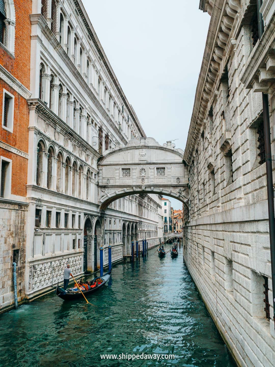 things to do in Venice - tips from our Venice trip - Bridge of Sighs - ponte dei sospiri