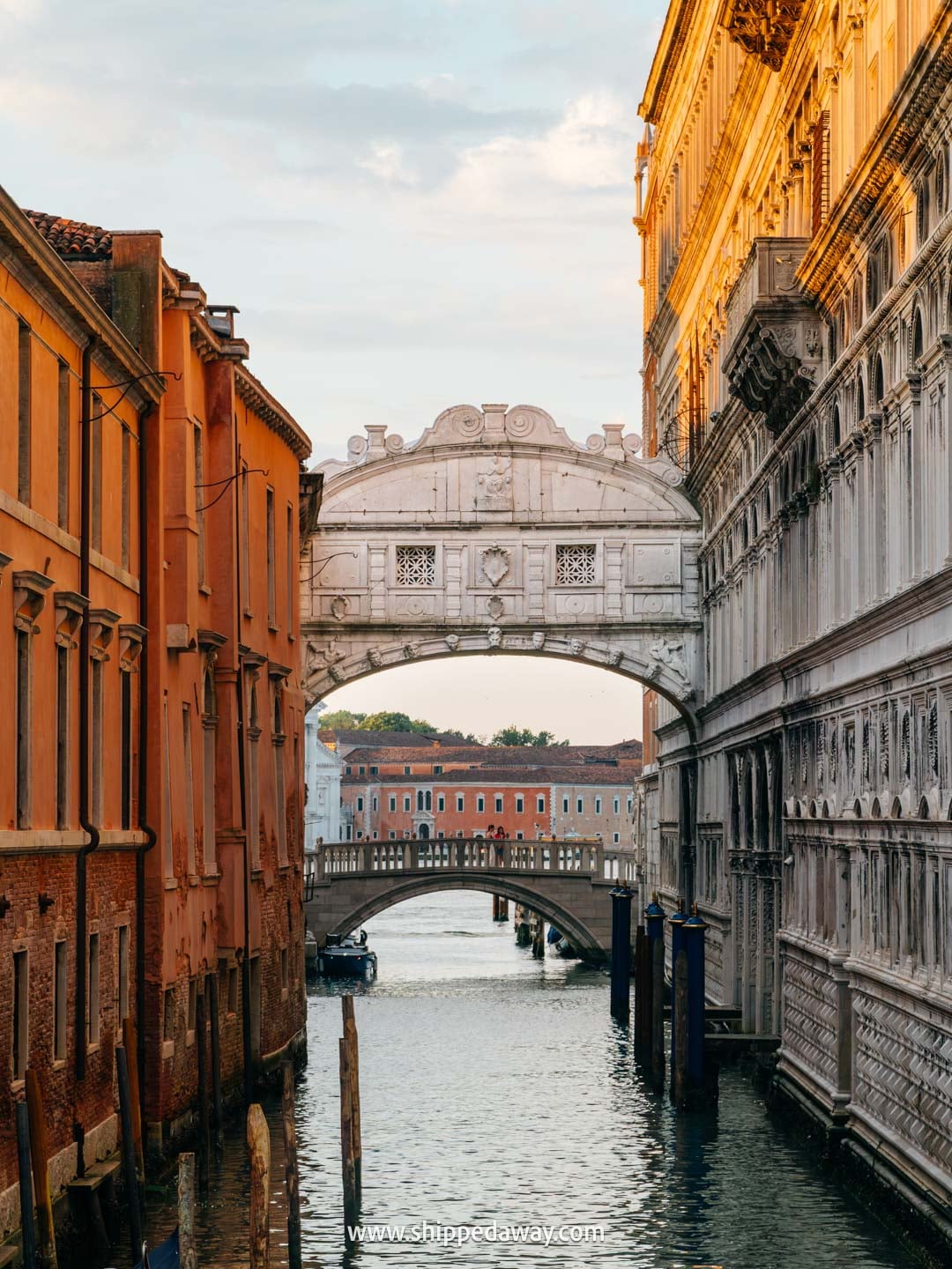 things to do in Venice - tips from our Venice trip - Bridge of Sighs - ponte dei sospiri