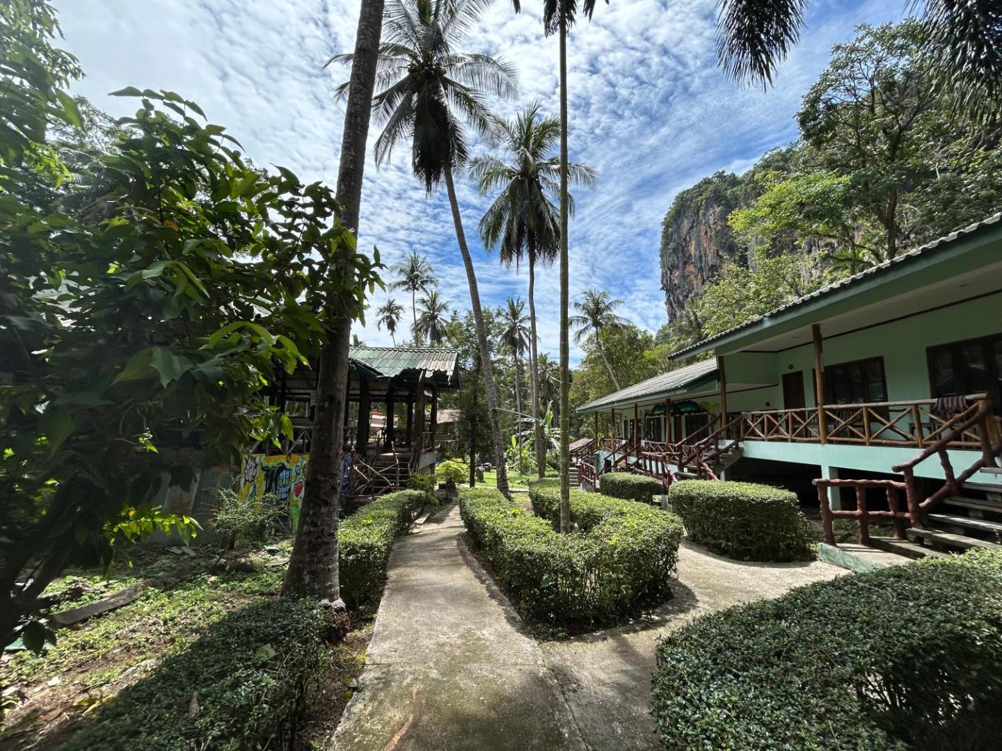 where to stay in Krabi: Chill Out Bar and Bungalows, Tonsai Beach