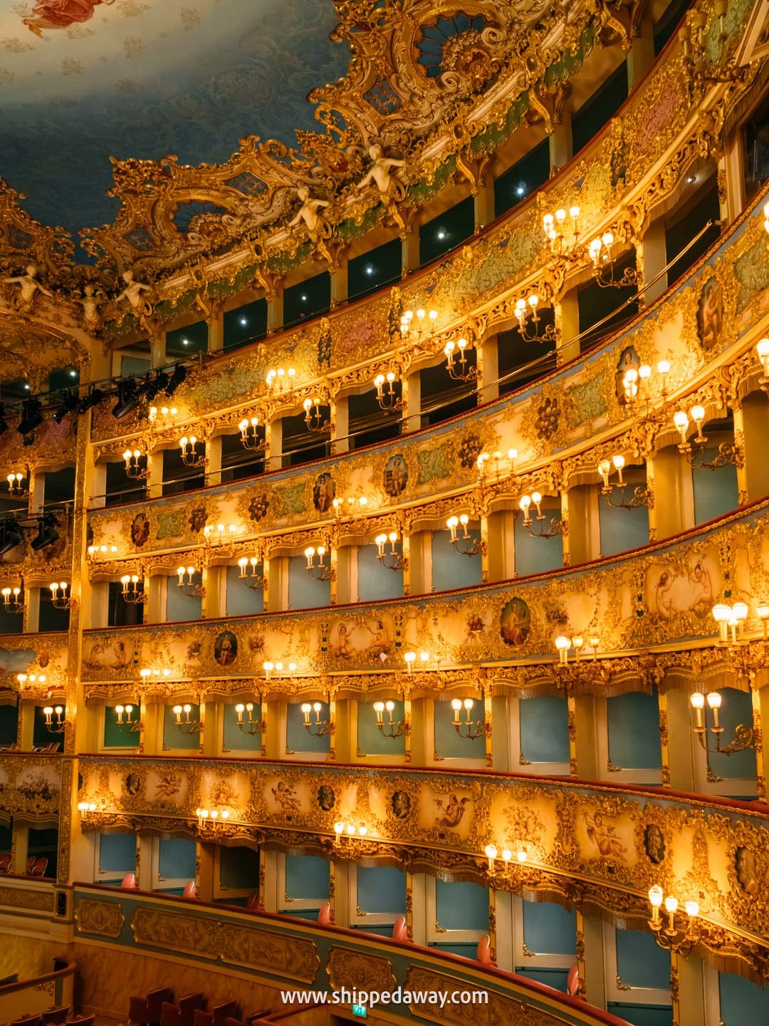 things to do in Venice - tips from our Venice trip - Teatro La Fenice