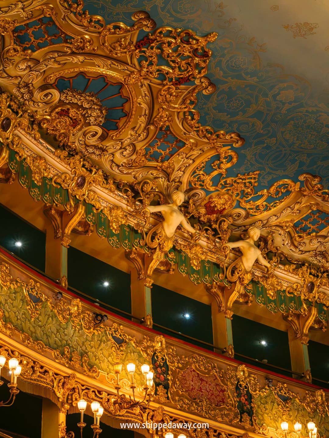 things to do in Venice - tips from our Venice trip - Teatro La Fenice