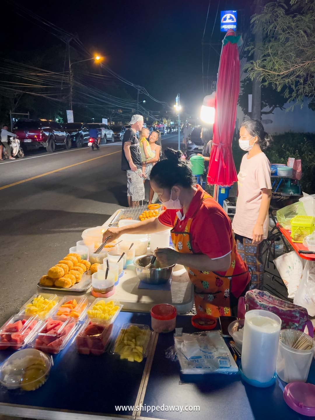 Which Trat Island is the best for food? Night market on Koh Chang