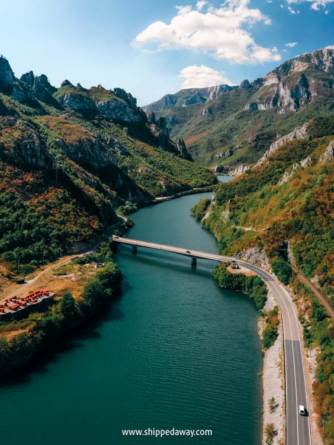 Two weeks in Bosnia and Herzegovina - 2-week Bosnia and Herzegovina itinerary - picturesque bridge of the neretva river - road from Sarajevo to Mostar